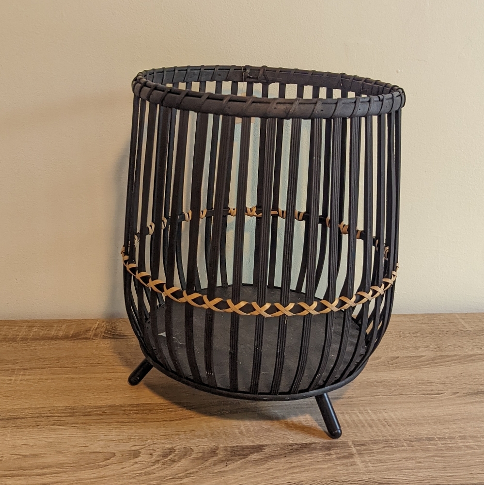 Drum Shaped Open Cage Bamboo Planter with Angled Legs Black